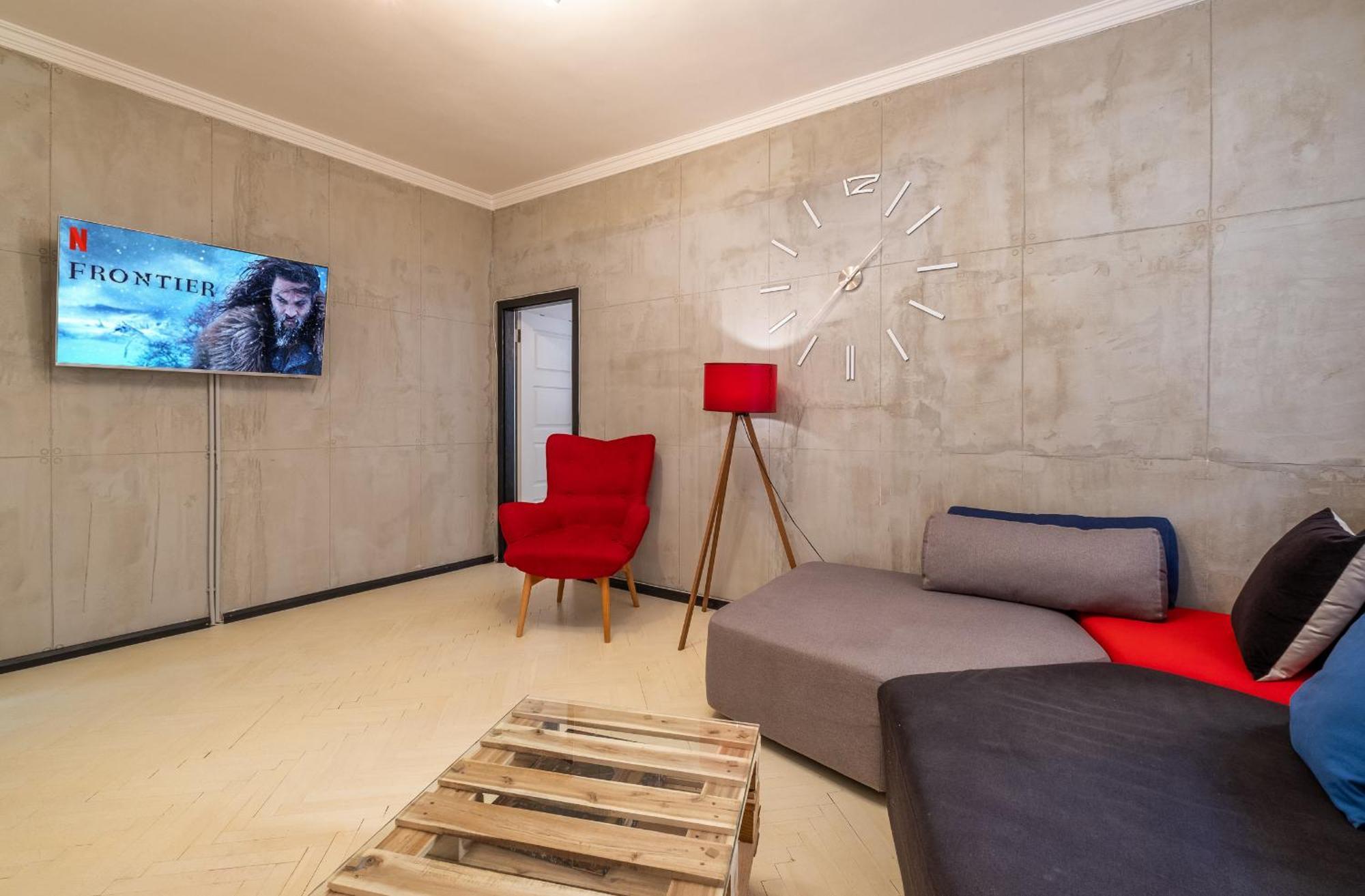 Modern , Spacious 2Br Apartment In Top Center Σόφια Εξωτερικό φωτογραφία
